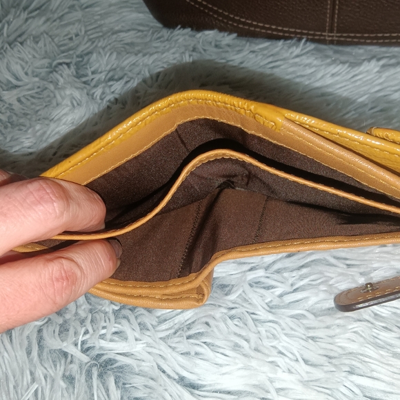 Coach purse and wallet - Picture 12 of 13